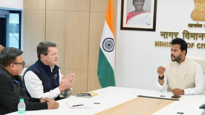 सरकार ने इंडिगो को उड़ान संचालन में 10% कमी करने का निर्देश दिया