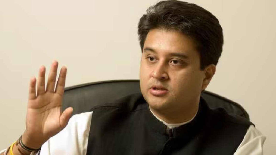 भव्य प्रयागराज यात्रा योजना पर विवाद के बाद बीएसएनएल निदेशक को सरकार ने जारी किया कारण बताओ नोटिस भव्य प्रयागराज यात्रा योजना पर विवाद के बाद बीएसएनएल निदेशक को सरकार ने जारी किया कारण बताओ नोटिस