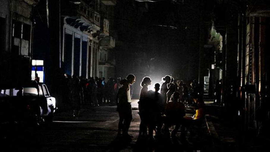 ग्रिड ढहने के बाद क्यूबा ने बिजली बहाल की, बढ़ते दबावों की चेतावनी ग्रिड ढहने के बाद क्यूबा ने बिजली बहाल की, बढ़ते दबावों की चेतावनी