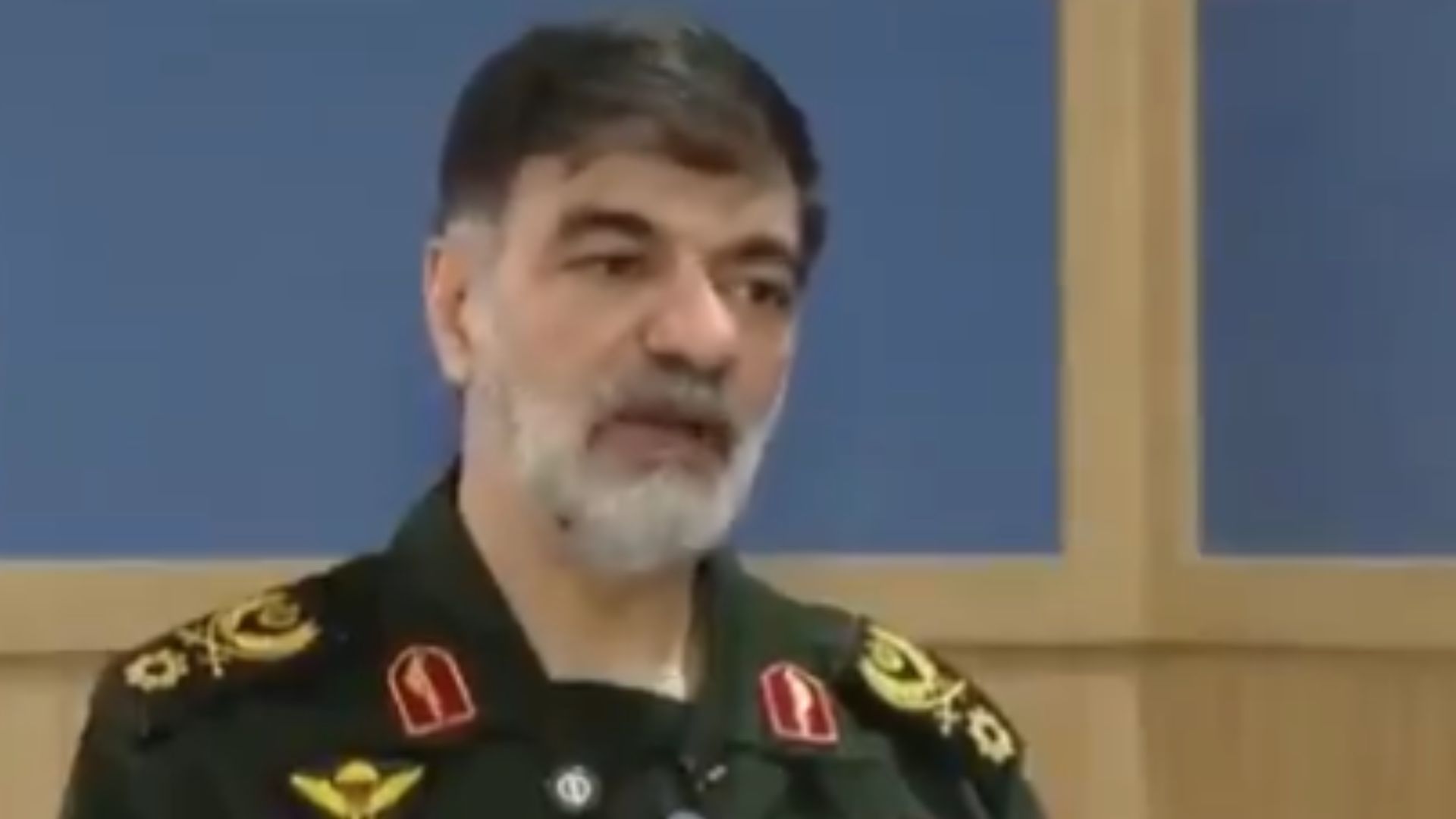 बढ़ते तनाव के बीच प्रदर्शनकारियों पर सख्त कार्रवाई की चेतावनी, ईरान पुलिस का कड़ा रुख