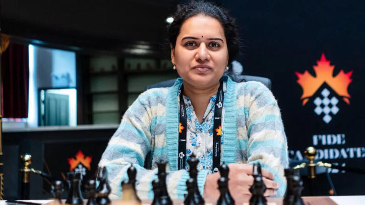 सुरक्षा चिंताओं के चलते कोनेरू हम्पी वूमेंस कैंडिडेट्स 2026 से हट सकती हैं सुरक्षा चिंताओं के चलते कोनेरू हम्पी वूमेंस कैंडिडेट्स 2026 से हट सकती हैं