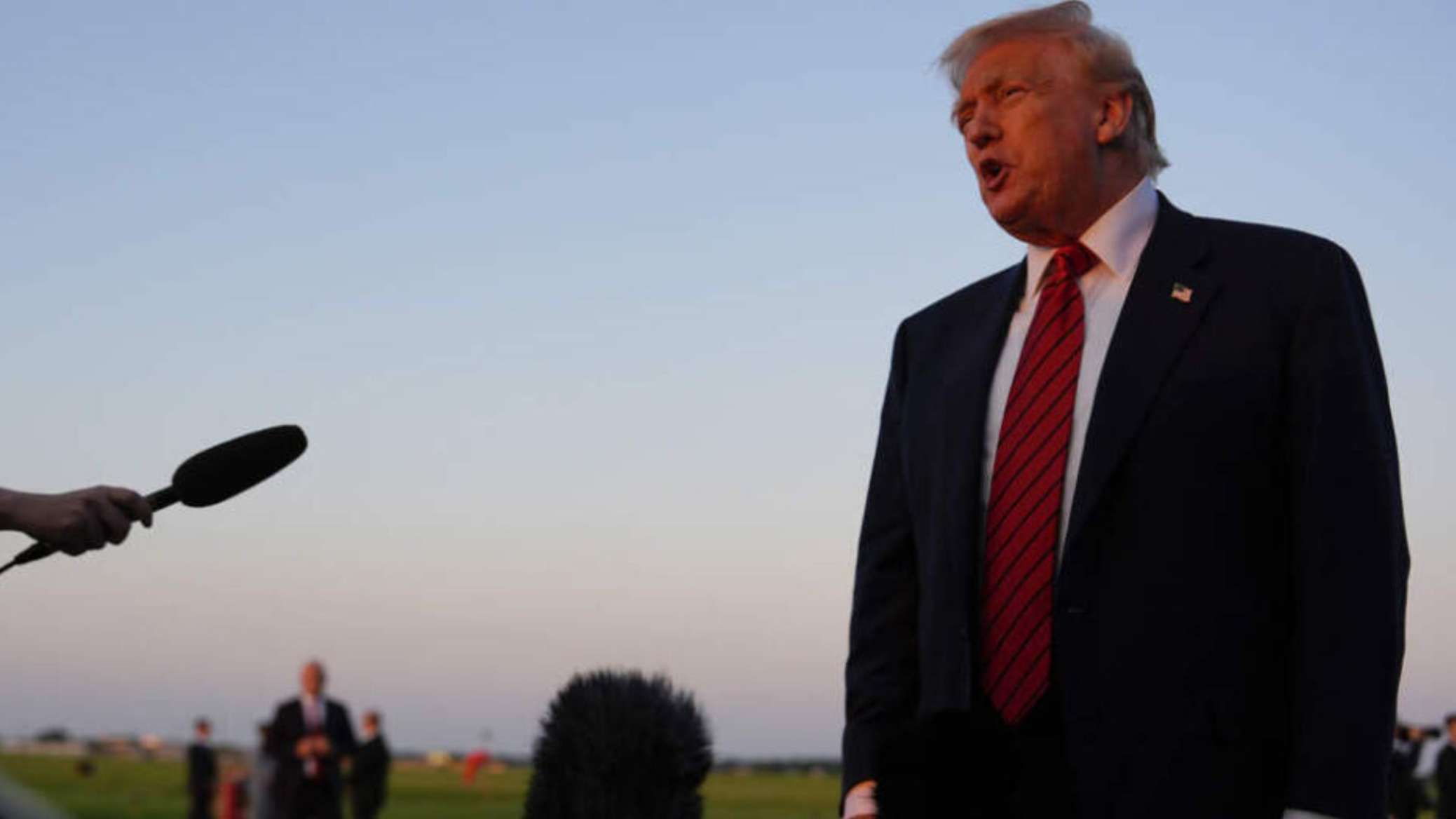 अमेरिका ने ईरान वार्ता के लिए पाकिस्तान दौरा रोका, तेहरान से पहले कदम उठाने को कहा