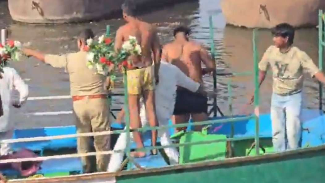 वृंदावन में यमुना नाव हादसा, छह लोगों की मौत; बचाव अभियान जारी