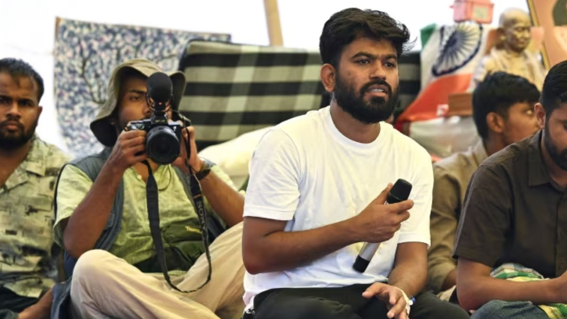 परीक्षा सुधार विधेयक पर इंस्टाग्राम रील को लेकर अभिजीत दिपके ने प्रधानमंत्री मोदी पर साधा निशाना