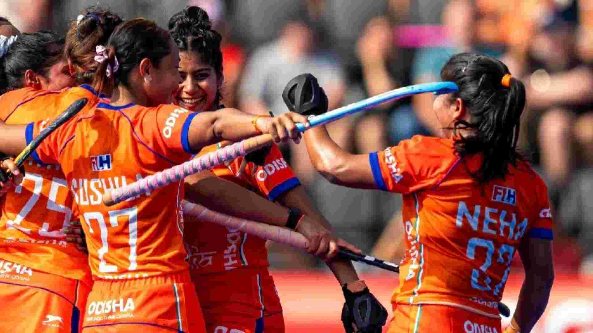 पांचवें स्थान पर रहने के बाद भारतीय महिला हॉकी टीम को मिला 50 लाख रुपये का नकद पुरस्कार